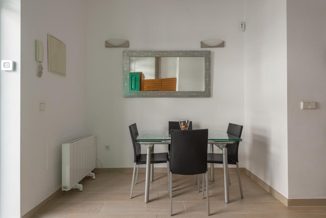 Triana Flat, 3mn from plaza de Cuba Apartment Sevilla Exterior foto