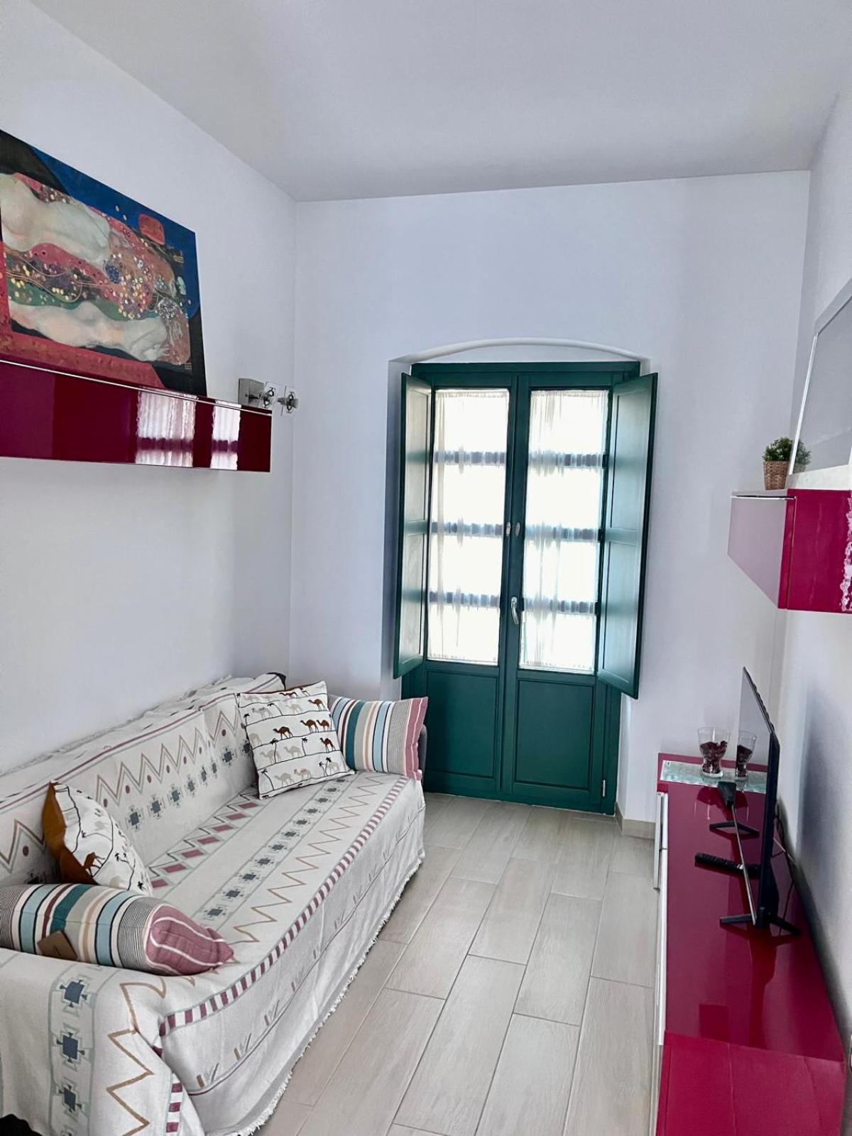 Triana Flat, 3mn from plaza de Cuba Apartment Sevilla Exterior foto