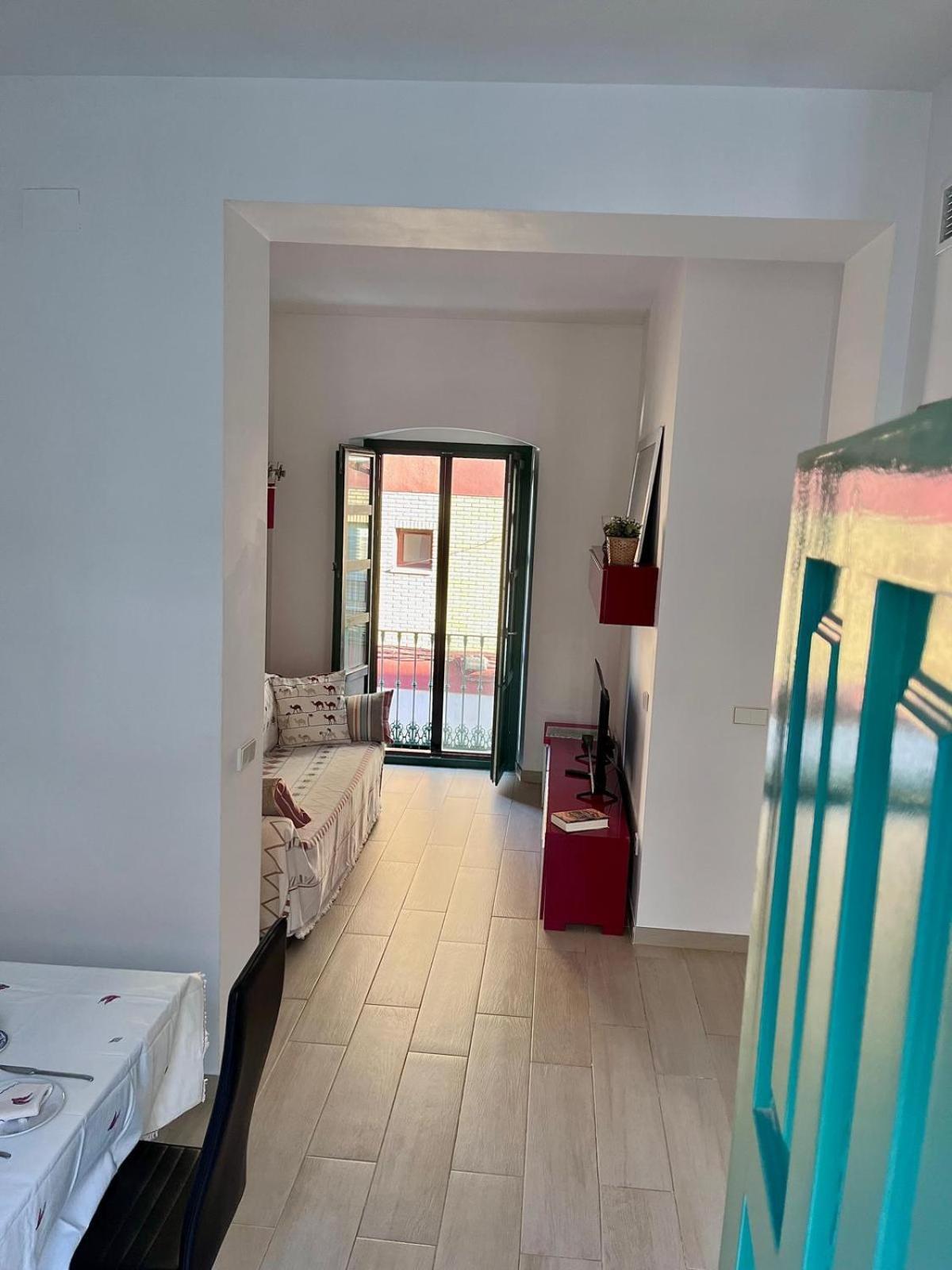 Triana Flat, 3mn from plaza de Cuba Apartment Sevilla Exterior foto