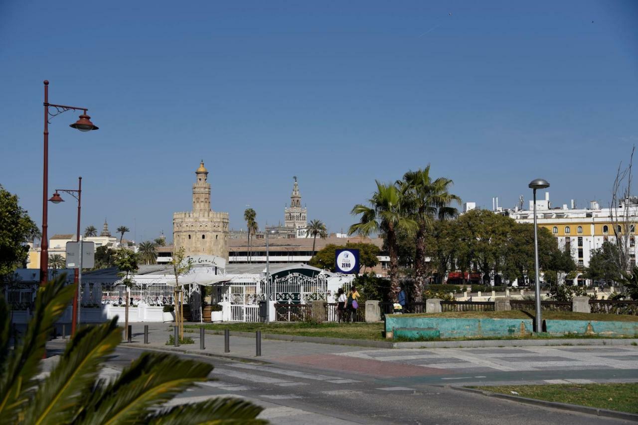 Triana Flat, 3mn from plaza de Cuba Apartment Sevilla Exterior foto